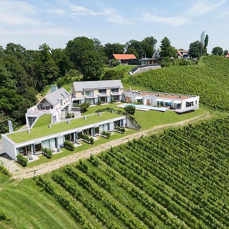 Relax Apartments An Der Lage Hochgrassnitzberg Spielfeld Dış mekan fotoğraf