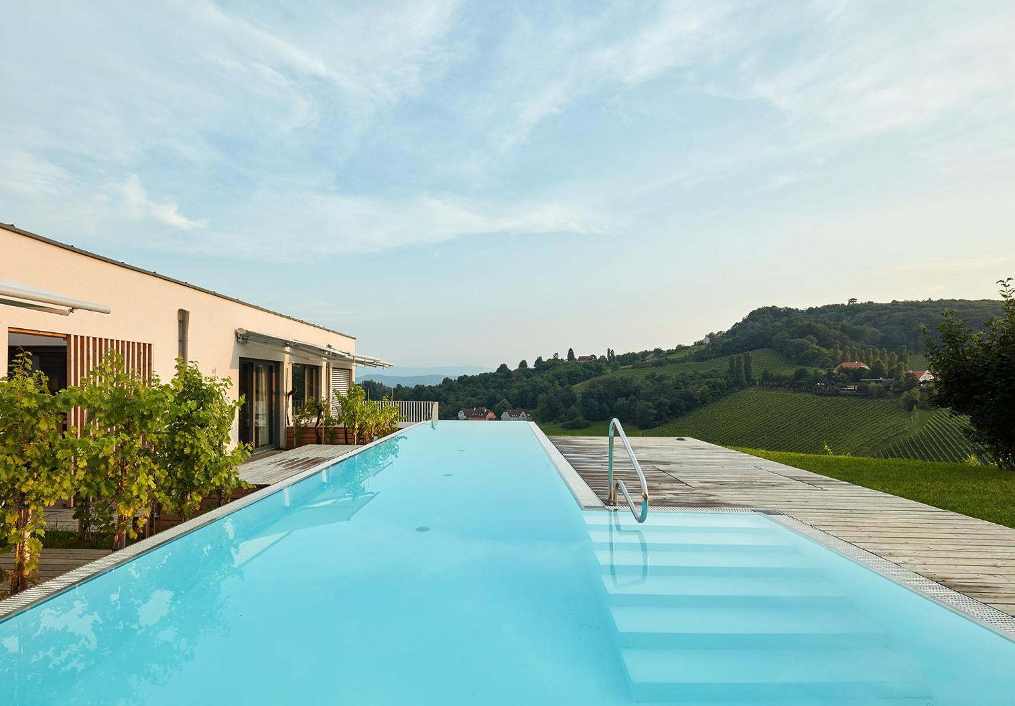 Relax Apartments An Der Lage Hochgrassnitzberg Spielfeld Dış mekan fotoğraf